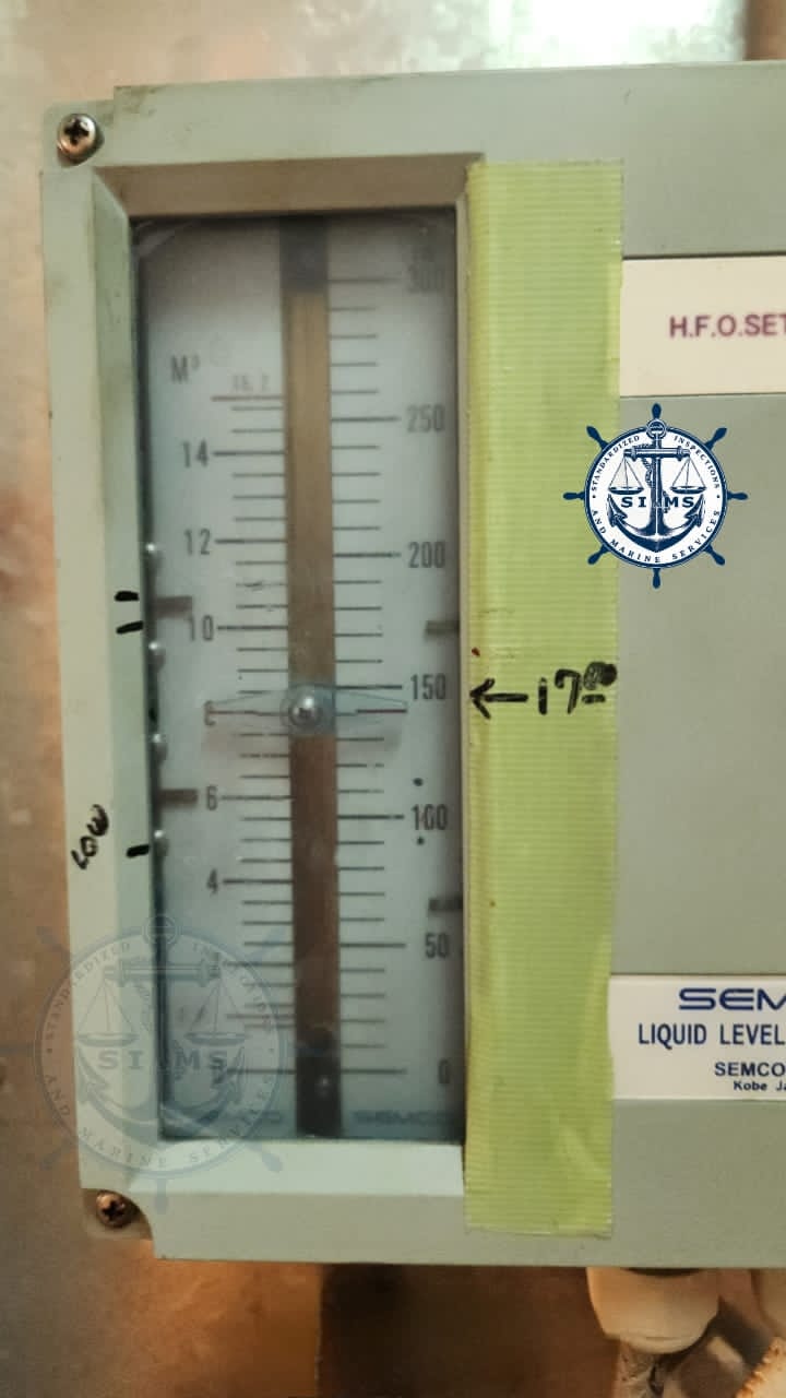 Remote liquid level gauge panel reading