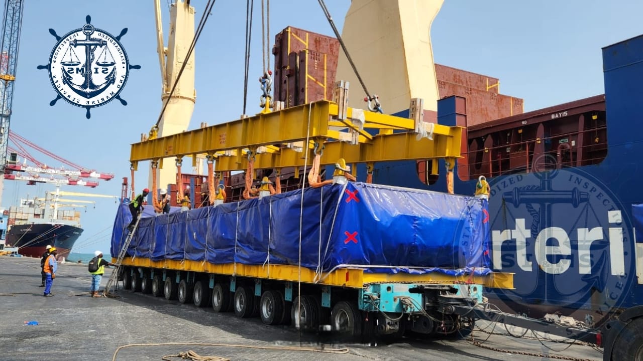 Project cargo loading supervised at Freetown port